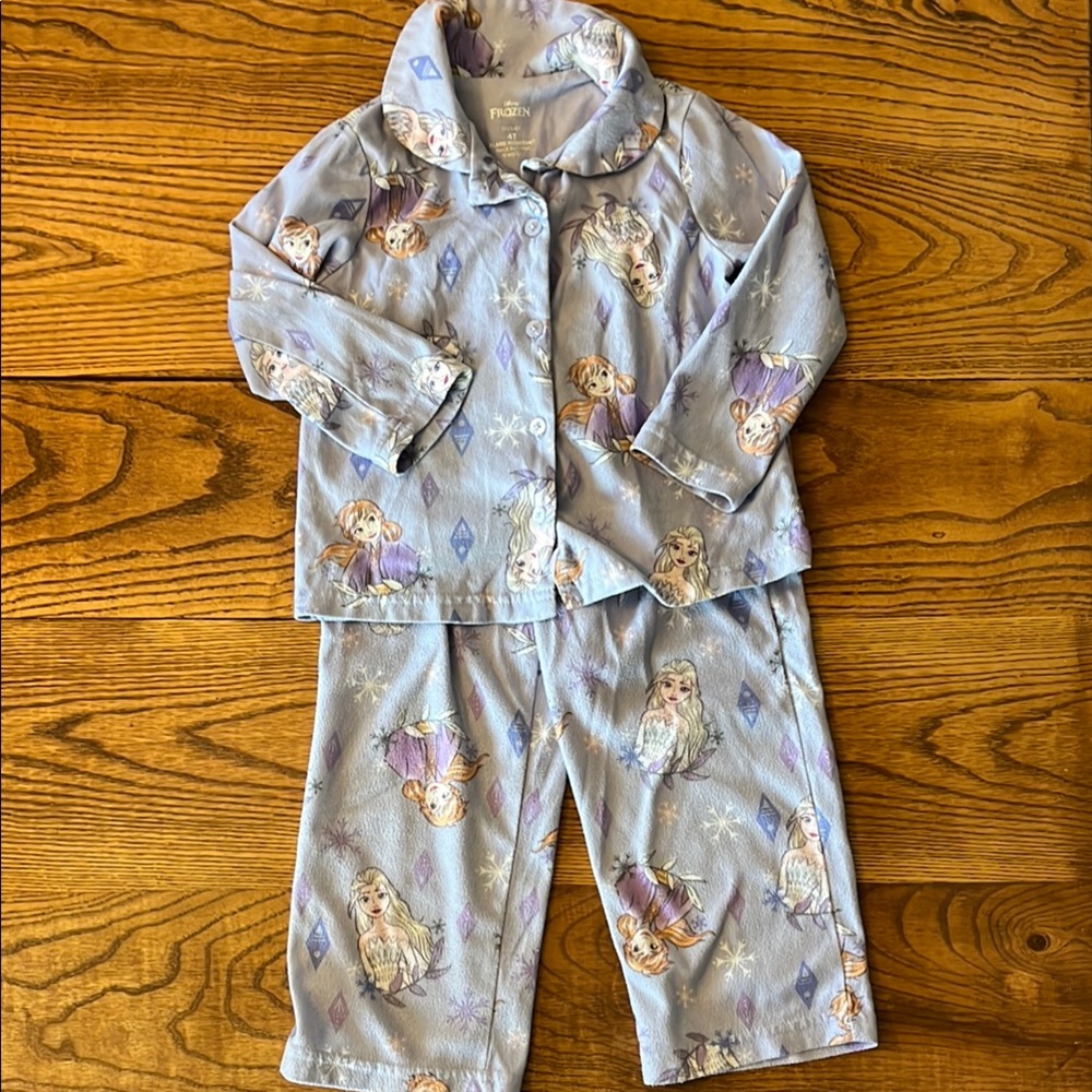 Disney Frozen 2 - Blue and Purple Pajama Set 4T